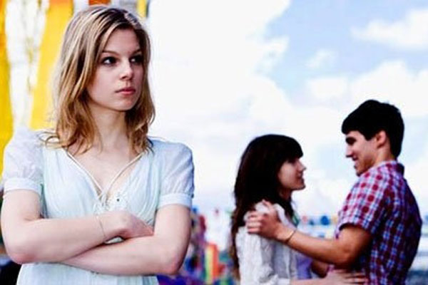 tham-tu-phat-hien-vo-toi-dan-tinh-cu-ve-nha-an-ai-truoc-mat-me-toi