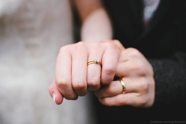 tham-tu-nga-ngua-khi-bat-gap-vo-than-chu-an-ai-voi-con-trai-minh